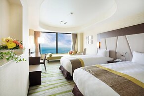 Lake Biwa Otsu Prince Hotel