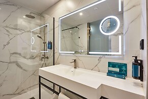 Hotel Silken Puerta de Valencia