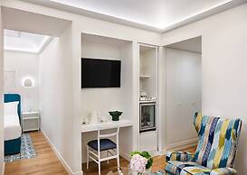 Pazziella Garden & Suites