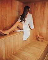 Plaza Real Suites Hotel