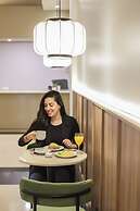 Plaza Real Suites Hotel