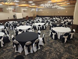 Holiday Inn Resort The Lodge At Big Bear Lake by IHG