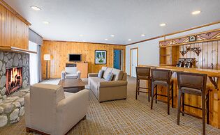 Holiday Inn Resort The Lodge At Big Bear Lake by IHG