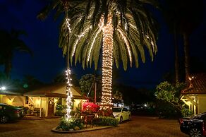 Harbor House Inn