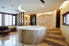 The Davis Bangkok Hotel