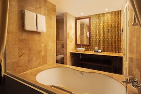 The Davis Bangkok Hotel