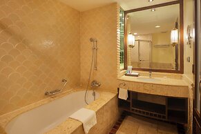 The Davis Bangkok Hotel