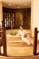 The Davis Bangkok Hotel