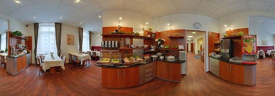 Hotel Lumen am Hauptbahnhof