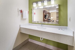 Econo Lodge Atlanta Airport East