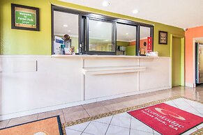 Econo Lodge Atlanta Airport East