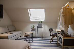 Room Select Via Veneto