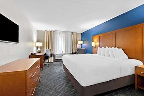 Comfort Inn & Suites Nashville Near Tanger Outlets  I-24 Antioch