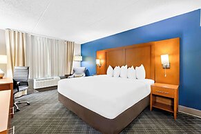 Comfort Inn & Suites Nashville Near Tanger Outlets  I-24 Antioch