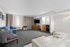 Comfort Inn & Suites Nashville Near Tanger Outlets  I-24 Antioch