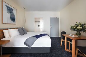 Peppers Seaport Hotel