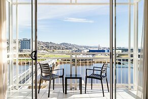 Peppers Seaport Hotel