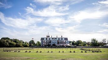 Balmer Lawn Hotel