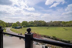 Balmer Lawn Hotel