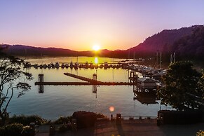 Poets Cove Resort & Spa