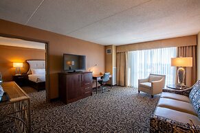 DoubleTree by Hilton Bay City - Riverfront