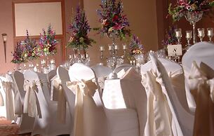 DoubleTree by Hilton Bay City - Riverfront