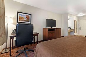 Best Western Plus Concord Inn