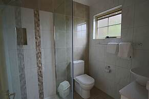 Swansea Cottages & Lodge Suites