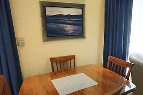 Swansea Cottages & Lodge Suites