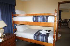 Swansea Cottages & Lodge Suites