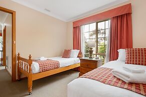 Swansea Cottages & Lodge Suites