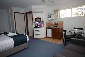 Swansea Cottages & Lodge Suites