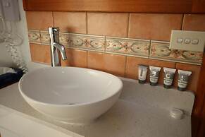 Swansea Cottages & Lodge Suites