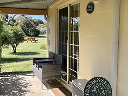 Swansea Cottages & Lodge Suites