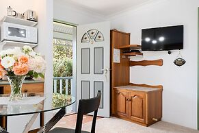 Swansea Cottages & Lodge Suites