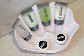 Swansea Cottages & Lodge Suites