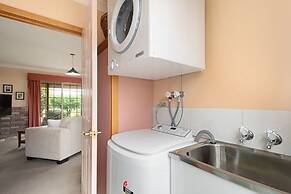 Swansea Cottages & Lodge Suites