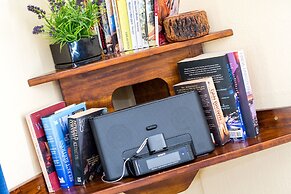 Swansea Cottages & Lodge Suites