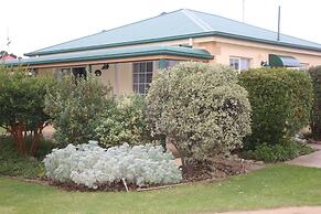 Swansea Cottages & Lodge Suites