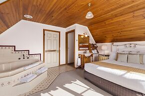 Swansea Cottages & Lodge Suites