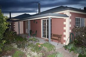 Swansea Cottages & Lodge Suites