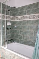 Swansea Cottages & Lodge Suites