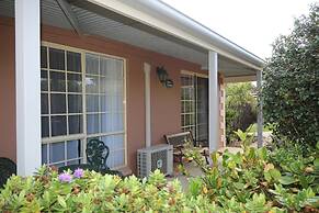 Swansea Cottages & Lodge Suites