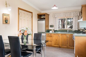 Swansea Cottages & Lodge Suites