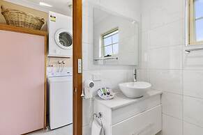 Swansea Cottages & Lodge Suites