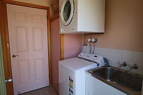 Swansea Cottages & Lodge Suites