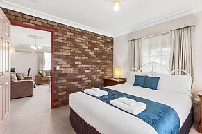 Swansea Cottages & Lodge Suites