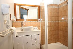 Swansea Cottages & Lodge Suites