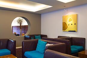 Holiday Inn Express Bedford by IHG