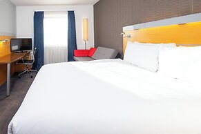 Holiday Inn Express Bedford by IHG